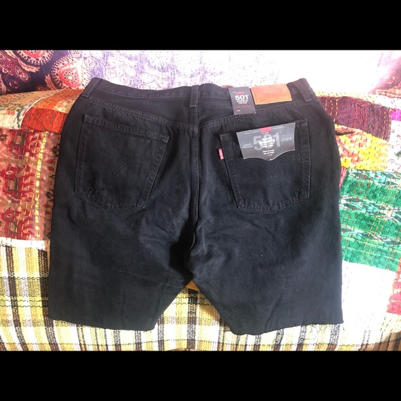 Levi’s 501 High Rise Distressed Jean Shorts - Picture 2 of 7